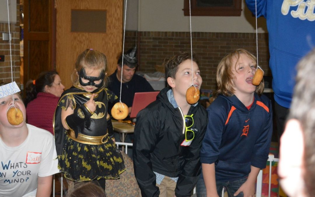 2017-Halloween-Fmily-Fun-Night-041