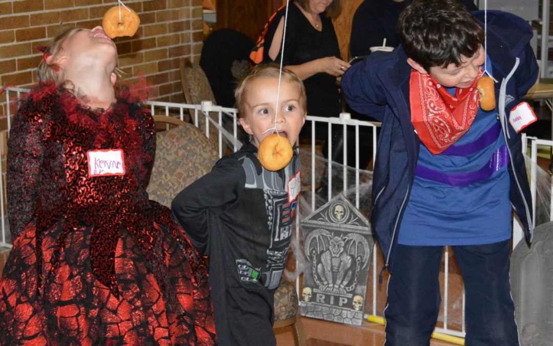 2017-Halloween-Fmily-Fun-Night-046